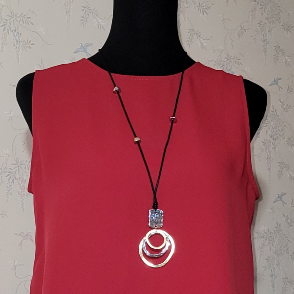 2/$10 Item🪷Chicos Tank with Sheer Asymmetrical Overlay